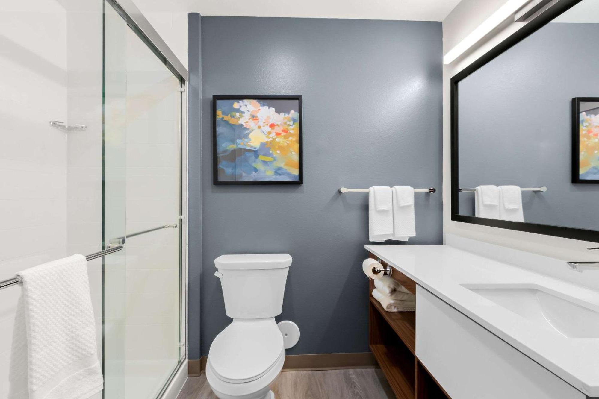 Everhome Suites Glendale Sports Entertainment District Exterior photo